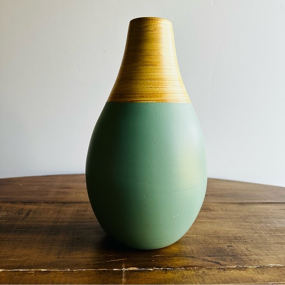 Handmade Green and Bamboo-accent Vase (Vietnam) New